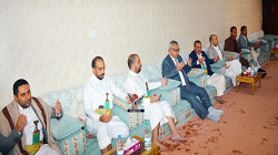 رئيس الوزراء يقدّم واجب العزاء لأسرة الحاج أحمد فاهم