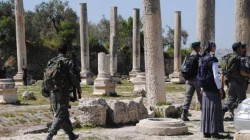 عشرات المستوطنين الصهاينة يقتحمون المنطقة الأثرية في سبسطية شمال نابلس