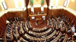 البرلمان الجزائري يرد على ماكرون: نرفض الإملاءات والمواعظ