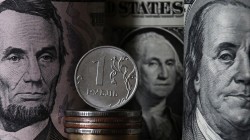 انخفاض الدولار الأمريكي أمام العملة الروسية