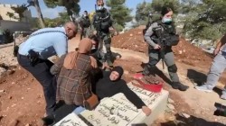 الاحتلال الإسرائيلي يواصل تهويد وتجريف المقبرة اليوسفية في القدس المحتلة