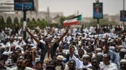 تواصل المظاهرات في الخرطوم تنديداً بالانقلاب العسكري