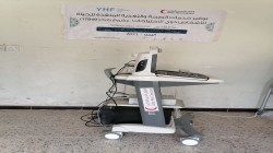 مركز الأخلود الصحي في تعز يتسلم أجهزة ومعدات طبية