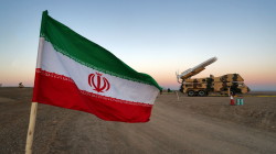 إيران: إطلاق صاروخ للدفاع الجوي في منطقة 