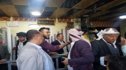 نزول ميداني لمتابعة تنفيذ قرار بيع الرغيف بالوزن في إب