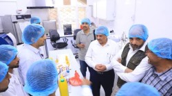  وزير الصناعة يطلع على سير العمل بفرع هيئة المواصفات بالحديدة