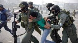 الاحتلال الإسرائيلي يعتقل شابا فلسطينيا جنوب نابلس