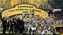 أتليتيكو مينيرو يحرز لقب كأس البرازيل ليتوج بالثنائية المحلية