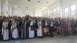 لقاء موسع للمشايخ في تعز يهيب بالمغرر بهم اغتنام فرصة العودة 