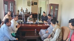 مناقشة ترتيبات مشاركة وزارة الصناعة في مؤتمر الاستثمار بالحديدة