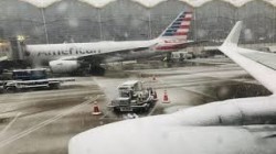 إلغاء أكثر من 2700 رحلة طيران أمريكية تحسبا لعاصفة على الساحل الشرقي