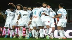 الدوري الفرنسي: مرسيليا يستعيد الوصافة مؤقتاً بثنائية نظيفة أمام لنس