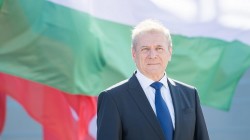 وزير دفاع المجر : لا داعي لنشر وحدات إضافية من قوات الناتو على أراضينا