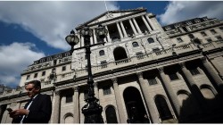 بريطانيا ترفع أسعار الفائدة مجددا مع تفاقم التضخم