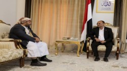 Präsident Al-Mashat trifft sich mit dem Leiter der Generalbehörde für Zakat