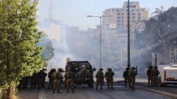 اندلاع مواجهات مع قوات الاحتلال عقب اقتحامها جامعة القدس المفتوحة