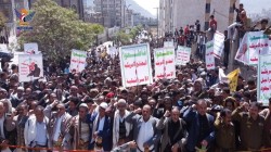 مسيرة حاشدة بإب تحمّل أمريكا مسؤولية استمرار الحصار واحتجاز سفن الوقود