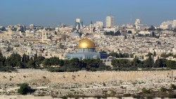 فصائل فلسطينية:-  القمة الخماسية في القدس انحدار خطير وخيانة