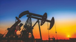 ارتفاع أسعار النفط 4% بفعل الحديث عن عقوبات جديدة على روسيا