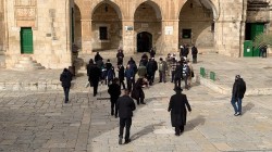 قطعان المستوطنين يقتحمون الأقصى وجماعات 