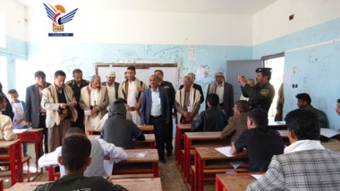 Al-Shagdari inspiziert die Abschlussprüfungen der Sekundarschule in Damt, Al-Dhalea