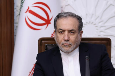 ايران تتوعد بالرد بقوة على أي انتهاك لحقوقها من قبل مجلس محافظي الوكالة الدولية 