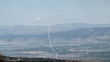 Zionist enemy authorities call on settlers of north to stay near shelters