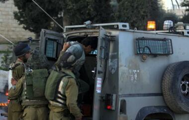 Israeli enemy forces arrest 6 Palestinians in Tulkarm, Nablus