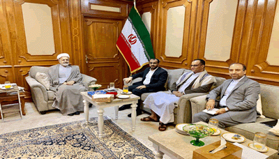 رئيس الوفد الوطني المفاوض يلتقي سفير إيران لدى عمان