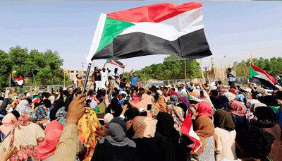 حركة الاحتجاج في السودان تعلن تأجيل مفاوضات اليوم مع المجلس العسكري