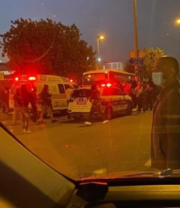 إصابة ثلاثة مستوطنين بعملية دهس بالخليل وأنباء عن استشهاد المنفذ