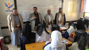 صنعاء .. وكيل وزارة التربية يتفقّد سير العملية التعليمية بهمدان