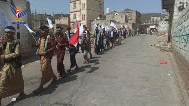  مسيران لطلاب المدارس الصيفية في دمت والحشاء بالضالع