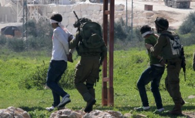 إصابة شاب فلسطيني في نابلس وحملة اعتقالات في الضفة الغربية وغزة