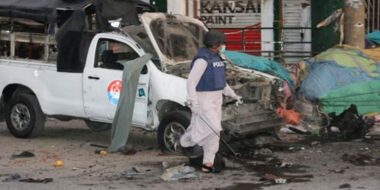 إصابة شخصين إثر انفجار عبوة ناسفة جنوب غرب باكستان