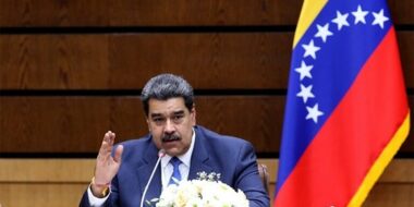 Maduro calls for WhatsApp boycott over exploitation to threaten Venezuela