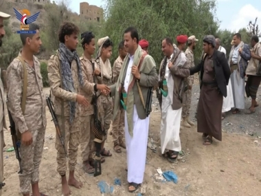 ​Visites de l'Aïd aux personnes stationnées sur les lignes de front du gouvernorat de Taiz
