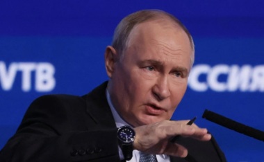 Putin: Washingtons Bewegungen im Nahen Osten sind aktiv und aggressiv