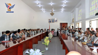 Expanded meeting in Ibb approves Eid visits program for Almoravids on front lines