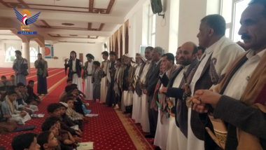 Generalsekretär des Schura-Rates besichtigt die Sommerkurse in Sana'a