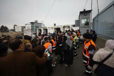 Der Feind verhängt strenge Beschränkungen für die Einreise von Gläubigen nach Quds, die dort ihr Freitagsgebet verrichten.