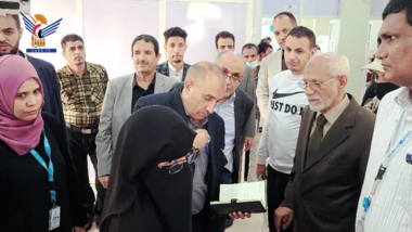 فريق وطني ودولي يزور مستشفى السبعين للأمومة والطفولة