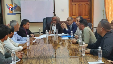 اجتماع برئاسة المحضار يناقش الجوانب المتصلة باستكمال مشروع نظام معلومات السلطة المحلية