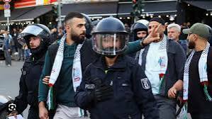 Popular Front condemns Germany's decision to expel some foreigners over their posts criticizing Zionist enemy