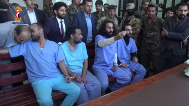 Start des Prozesses gegen Al-Moumri, Hajar und Allaw mit dem Verbrechen der Verbreitung böswilliger Gerüchte zur Störung der öffentliche Sicherheit
