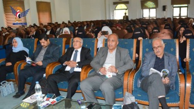 اختتام المؤتمر العلمي لمناقشة أبحاث التخرج في كلية الطب بجامعة صنعاء