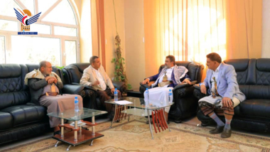 Al-Rabai und Idris diskutieren Möglichkeiten zur Weiterentwicklung des Agrarsektors in Al-Bayda