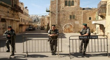 تحذيرات مقدسية من عسكرة العدو للمنطقة القريبة من المسجد الأقصى
