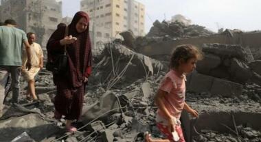 Martyrs, wounded in Zionist raids on Gaza, Khan Yunis
