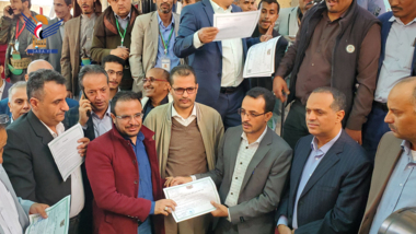 رئيس مصلحة الضرائب يدشن المرحلة الثانية من منح شهادات الإعفاء لصغار المكلفين